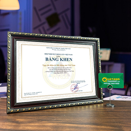 bang-vinh-danh-go-hoa-van-bvd071