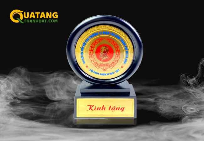 bảng vinh danh gỗ đồng