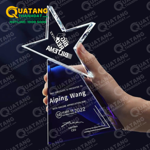 Kỷ Niệm Chương Pha Lê