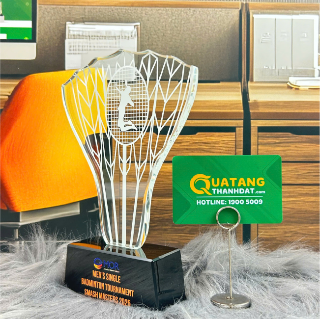 ky-niem-chuong-cau-long-141_1